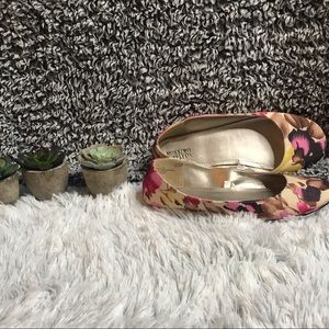 Floral ballerina flats